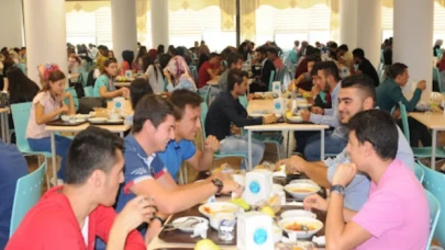 O üniversitede 'askıda yemek' dönemi