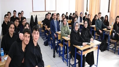 Başkan Altay’dan 12. Sınıfta Okuyan ve Üniversiteye Hazırlanan Öğrencilere Müjde