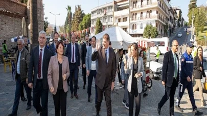 Başkan Tugay’dan Selçuk turu  “Efes Selçuk tarihine geçecek en güzel dönemlerden biri olacak”