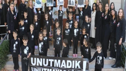 Manisa’da minikler Ata’sını özlemle andı