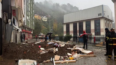 Rize'nin Çayeli ilçesinde heyelan: 1 ölü 3 yaralı