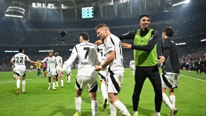 Beşiktaş derbide Fenerbahçe'yi devirdi