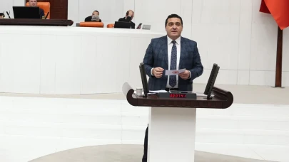 CHP'li Karasu, Ulaştırma Bakanlığı'ndaki usulsüzlük iddialarıyla ilgili konuşma yaptı