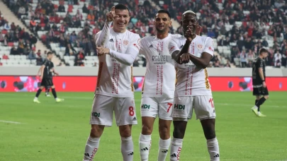 Antalyaspor, Ziraat Türkiye Kupası'nda Kocaelispor'u 3-1 yendi