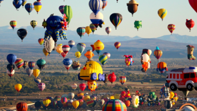 Sıcak hava balonu eve çarptı