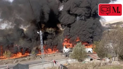 Ağrı'da kazaya karışan yolcu otobüsü, tanker ve TIR alev aldı