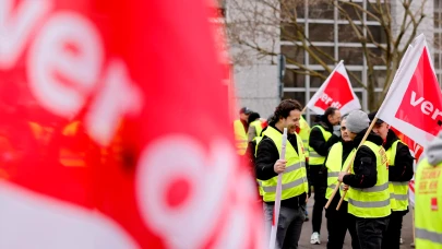 Berlin'de grev dolayısıyla 2 gün boyunca toplu ulaşım kullanılamayacak