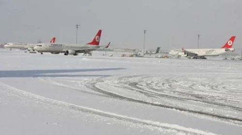 Sabiha Gökçen’de uçuş iptalleri artıyor