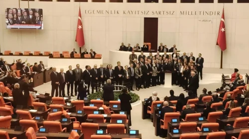 Meclis'te İmamoğlu protestosu: Sizin için kabus olabilir ama 86 milyon için umut