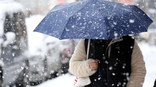 Meteorolojiden şiddetli kar yağışı uyarısı: Beklenenden daha yoğun, 20 santimetreyi aşacak!