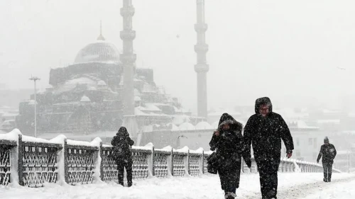 İstanbul beyaza büründü! İşte alınan tedbirler...