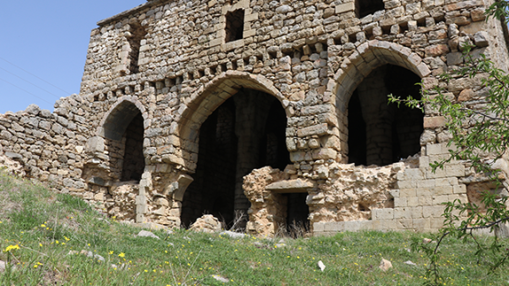 Diyarbakır'da tarihi Meryem Ana Manastırı turizme kazandırılmayı bekliyor