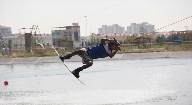 Su Kayağı Türkiye Şampiyonası Afyonkarahisar’da başladı