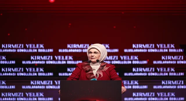 Emine Erdoğan, ”Uluslararası Kırmızı Yelek Gönüllülük Ödül Töreni”nde konuştu