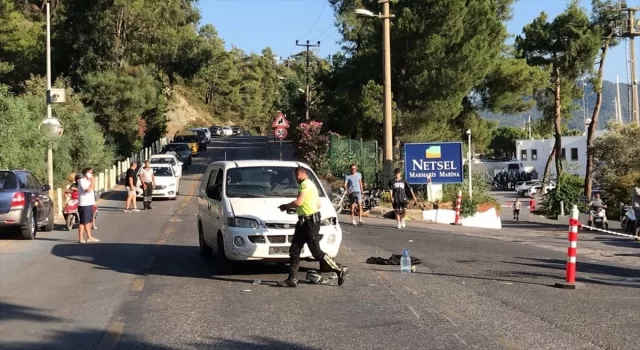 Muğla’da minibüsle çarpışan motosikletteki 1 kişi öldü, 1 kişi yaralandı