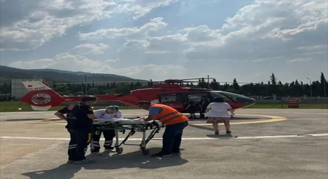 Aydın’da boğulma tehlikesi geçiren genç ambulans helikopterle Manisa’ya götürüldü