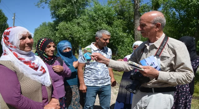 Muşlu fotoğrafçı 38 yıl önce çektiği fotoğrafları sahiplerine ulaştırdı