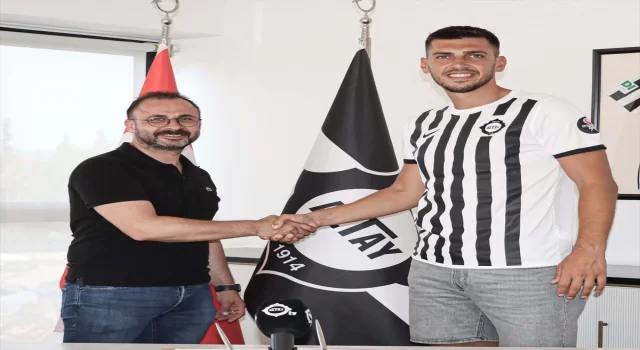 Altay, Ceyhun Gülselam’ın sözleşmesini uzattı