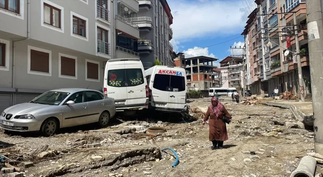 Zonguldak’ta selin yol açtığı hasar gideriliyor