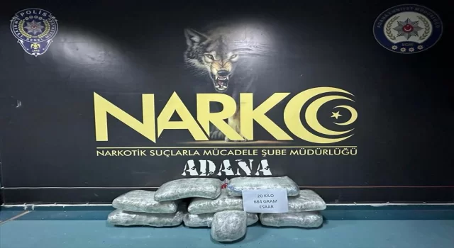 Adana’da otomobilde 20 kilo 684 gram esrar ele geçirildi