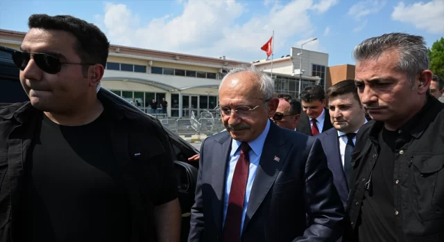 CHP Genel Başkanı Kılıçdaroğlu, TİP’ten milletvekili seçilen Can Atalay’ı cezaevinde ziyaret etti: