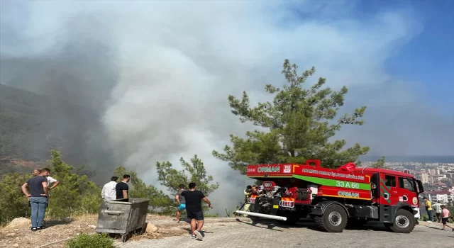 Mersin’de çıkan orman yangını kontrol altına alındı