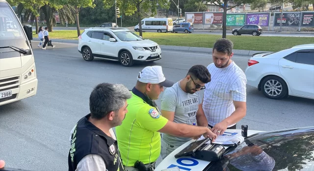 Bakırköy’de sivil trafik ekiplerinden yolcu minibüslerine denetim 