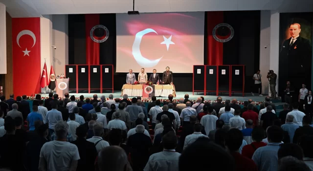 Gençlerbirliği’nin olağanüstü genel kurulunda Niyazi Akdaş yeniden başkanlığa seçildi: