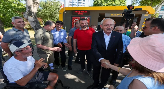 CHP Genel Başkanı Kılıçdaroğlu, taksici esnafını ziyaret etti: