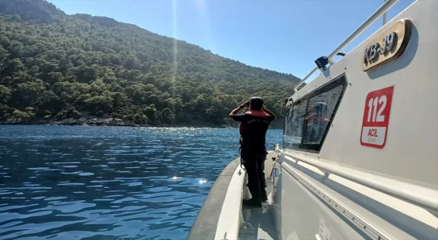 Muğla’da sahil güvenlik ekipleri orman yangınlarına karşı denizden devriye görevi yapıyor