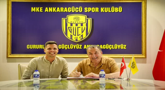 MKE Ankaragücü, Polonyalı kaleci Rafal Gikiewicz’i transfer etti