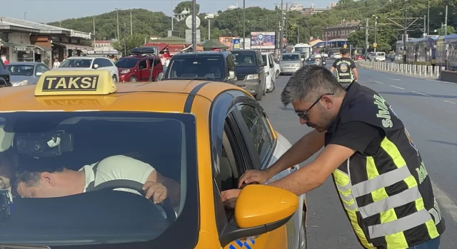 Fatih’te uygulamadan kaçmaya personel taksici polisi alarma geçirdi