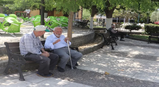 İzmir’de termometreler son 85 yıldaki en yüksek sıcaklığı gösterdi