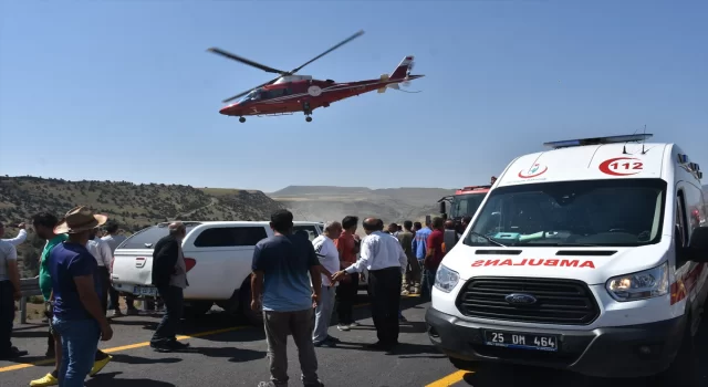 Kars’ta yolcu otobüsünün şarampole devrilmesi sonucu 7 kişi hayatını kaybetti, 22 kişi yaralandı