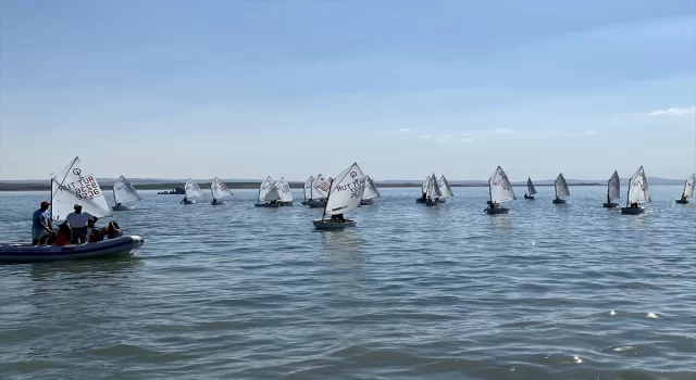 Hirfanlı Baraj Gölü Optimist Yelken Yarışları Kırşehir’de tamamlandı