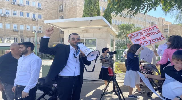 İsrail’de UltraOrtodoks Yahudiler, Türk Yahudisi bebeğin ailesinden koparılmasını protesto etti 