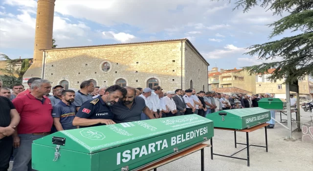 Isparta’da tartıştığı 4 kişiyi av tüfeğiyle öldüren sanık tutuklandı 