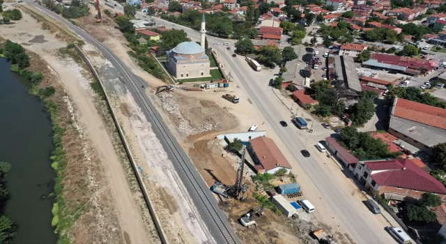 HalkalıKapıkule Demir Yolu Projesi’nin ilk etabı ÇerkezköyKapıkule hattındaki çalışmalar sürüyor