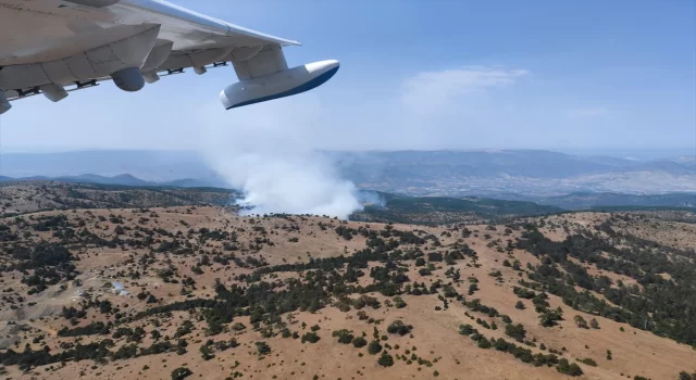 Eskişehir’de ormanlık alanda çıkan yangına müdahale ediliyor