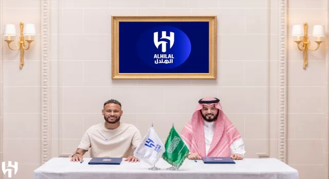 Al Hilal, Neymar ile iki yıllık sözleşme imzaladı