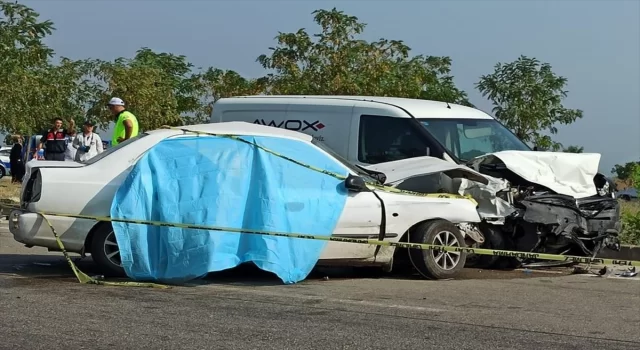 Bursa’da trafik kazasında yaşlı çift hayatını kaybetti