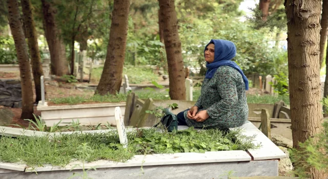 Sakarya ve Kocaeli’de 17 Ağustos Marmara Depremi’nde hayatını kaybedenler anıldı