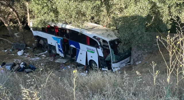 GÜNCELLEME 3  Yozgat’ta şarampole düşen yolcu otobüsündeki 12 kişi öldü, 19 kişi yaralandı