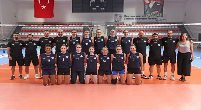 Çukurova Belediyesi Kadın Voleybol Takımı, sezona Avrupa hedefiyle başlıyor