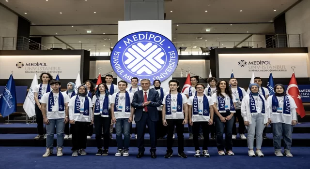 YKS birincisi 5 öğrenci İstanbul Medipol Üniversitesi’ne yerleşti