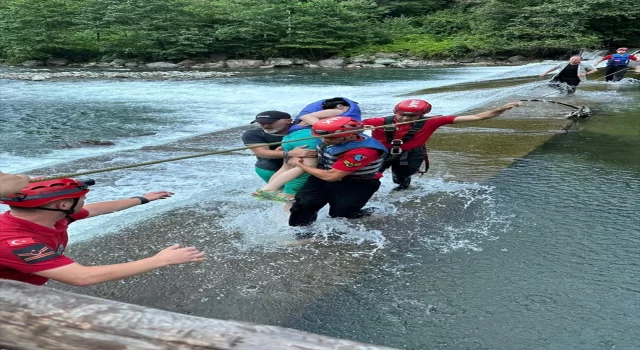 Fırtına Deresi’nde akıntıya kapılan baba ile oğlu kurtarıldı