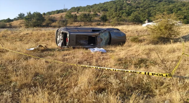 Konya’da şarampole devrilen otomobilin sürücüsü öldü