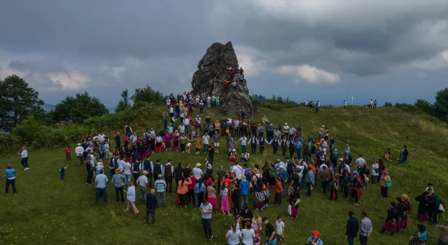 Trabzon’da 3 ilçe işbirliğinde ”İzmiş Şenliği” düzenlendi