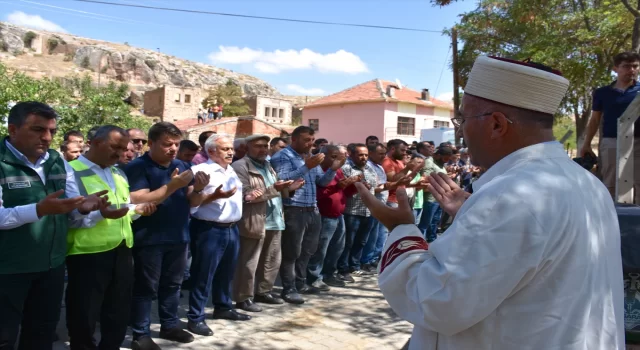 Aksaray’daki selde hayatını kaybeden Gülseren En’in cenazesi, toprağa verildi