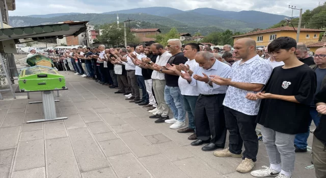 Karabük’te tüfekle öldürülen kadın ve annesinin cenazeleri toprağa verildi